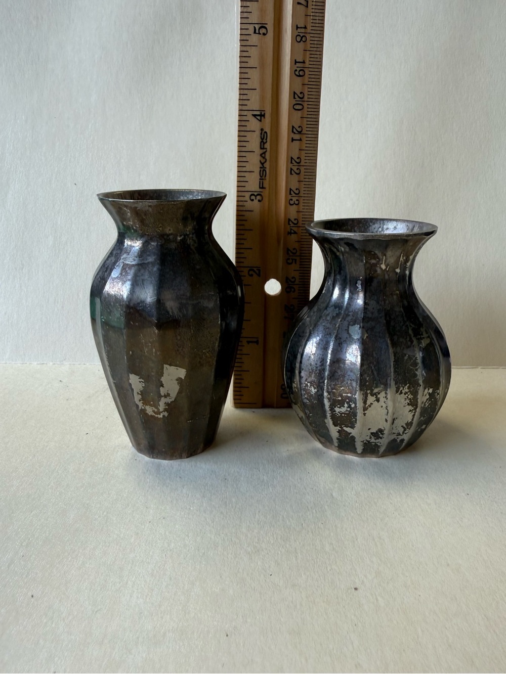 Pair of Vintage Mini Silver Coated Metal Decor Vases from India. - Picture 8 of 9